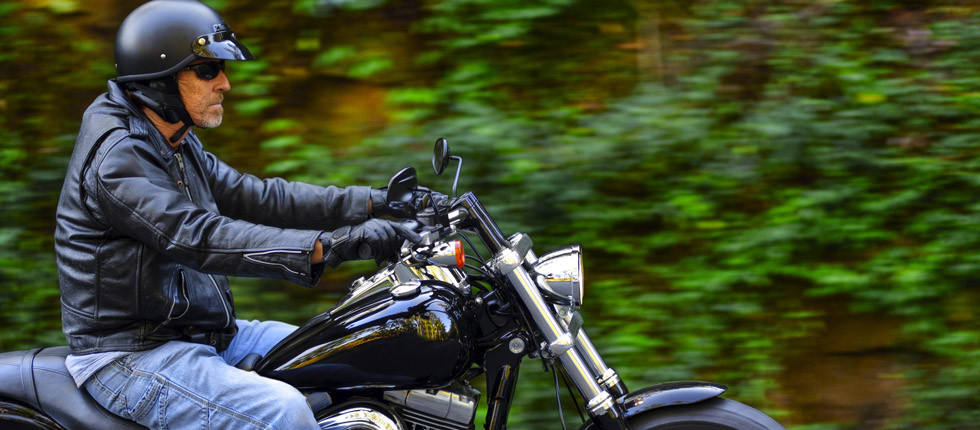 La Val di Fiemme, grazie al suo meraviglioso paesaggio e al clima mite, è un autentico paradiso dei motociclisti.