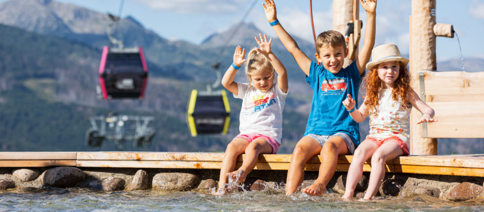 Sport, frische Luft und Erholung. All dies finden Sie im Trentino, dem Gebiet der Seen - fast 300 - die in der ganzen Region verteilt sind.
